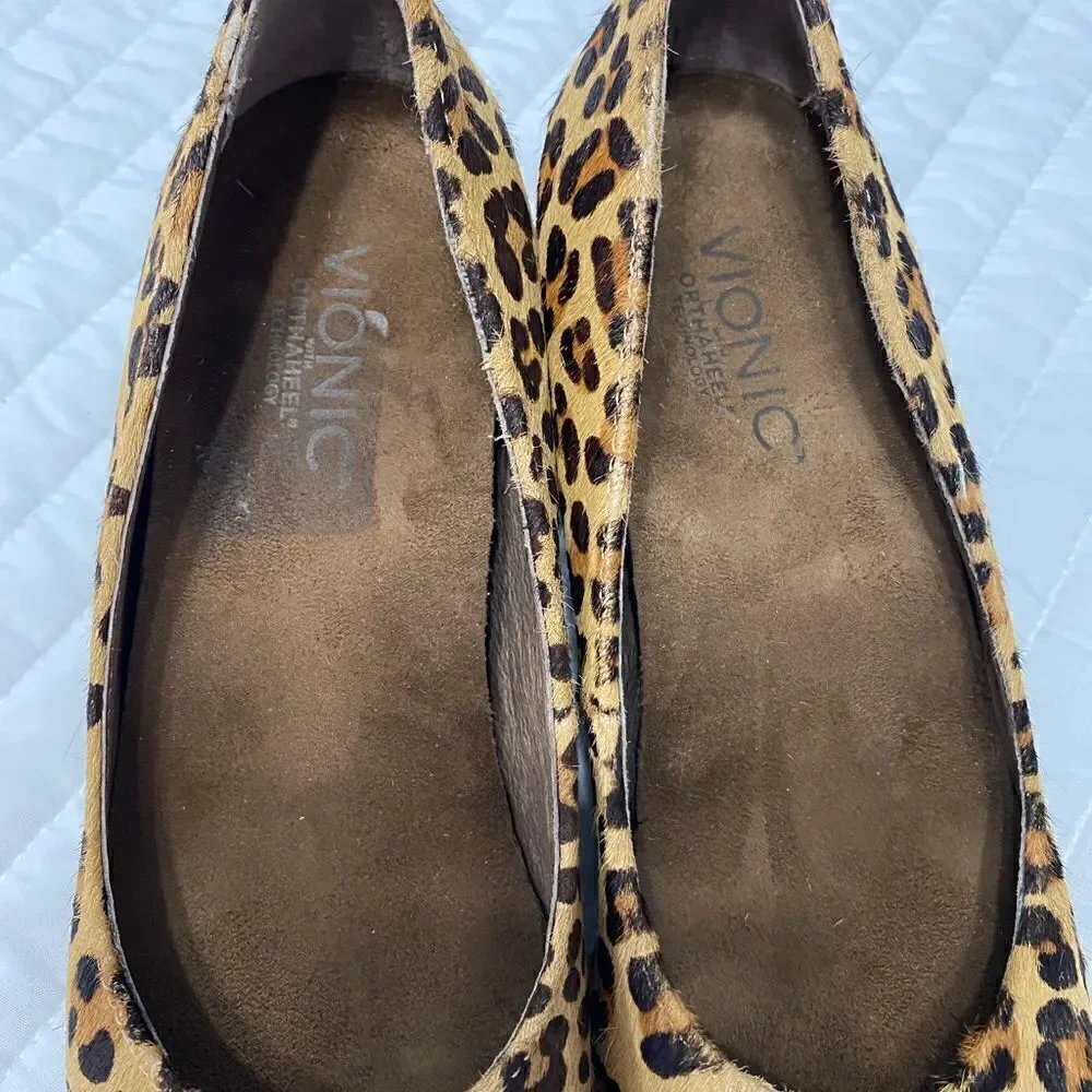 Vionic Antonia Leopard Wedge Heel Calf Hair Size 7.5